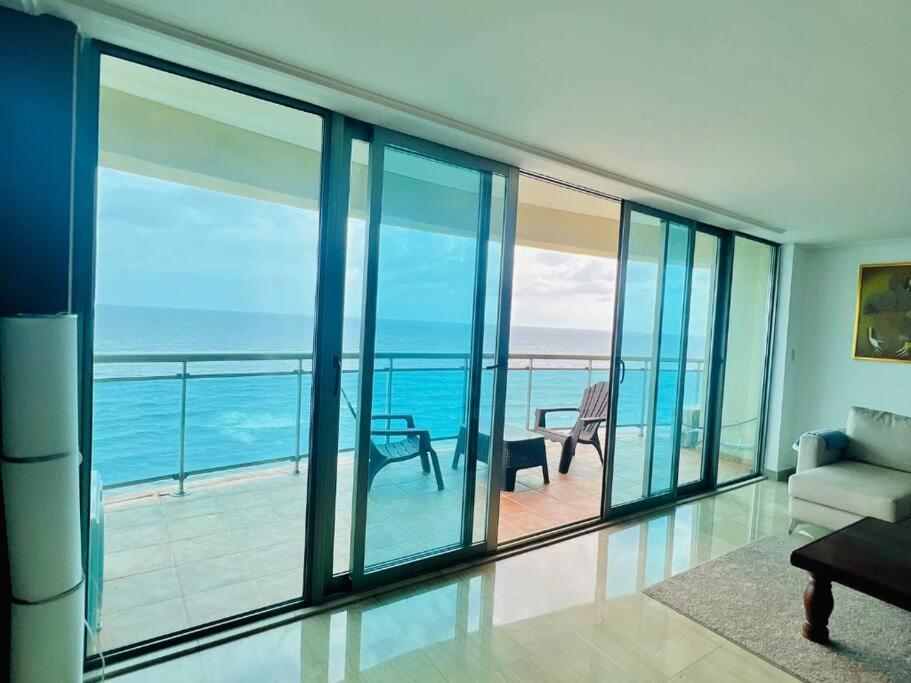 Beach Front Penthouse In Exclusive Tower Santo Domingo Buitenkant foto